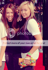 http://i367.photobucket.com/albums/oo112/rockstarchick_album/miley%20brandi%20noah%20and%20cyrus/l_52569cbb9217c542f09e79776903bf0e.png