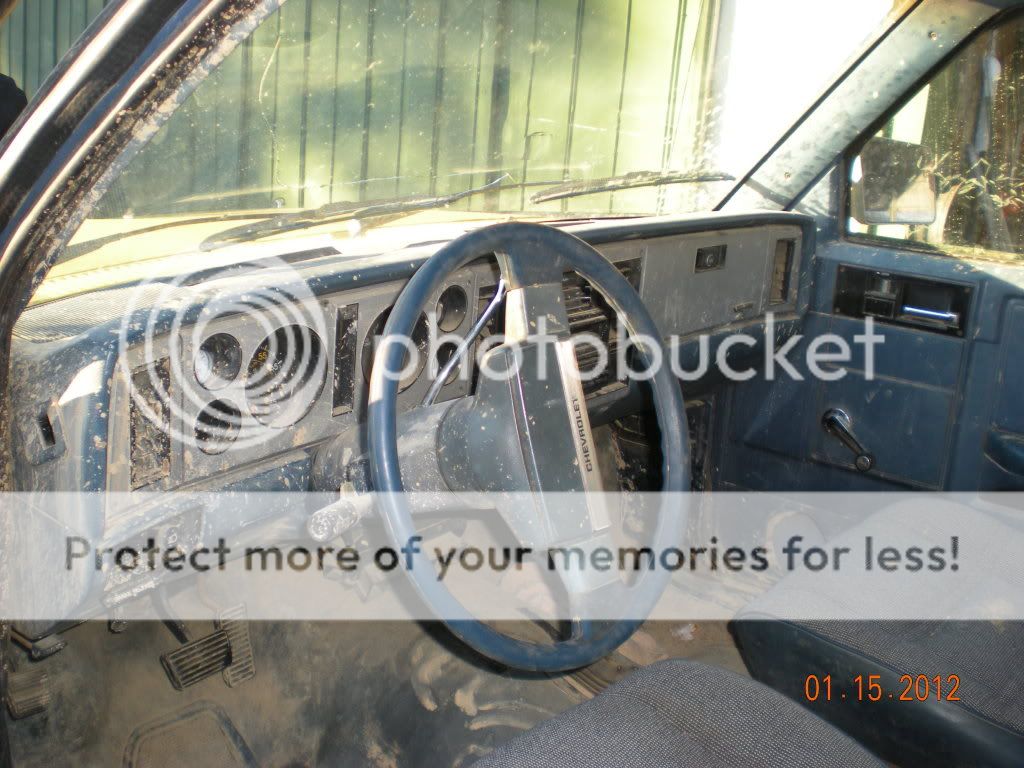 BWtrunkinterior.jpg