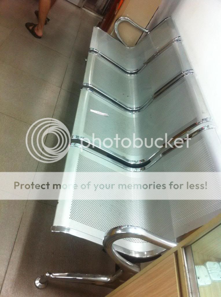 Garasale....Bộ ghế inox cho khách hàng ngồi chờ....user 1tr5